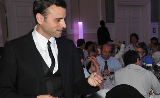 Magicien close up Jérôme Sauloup